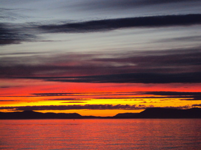 [IMAGE] September sunset, photo snapped by Dan or Lisa Kubiske