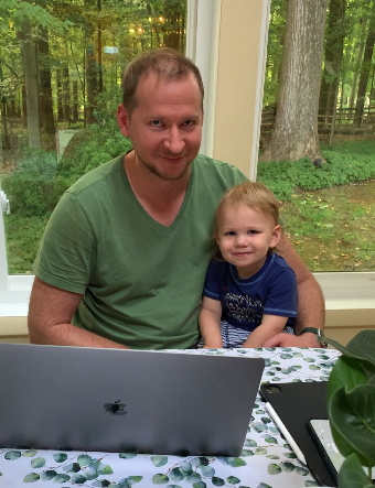 Musician Robby Burns and his son Thelonious, who knows how to count!