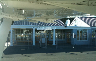 [IMAGE] Friday Harbor airport