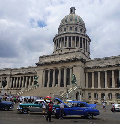 [IMAGE] Capitolio