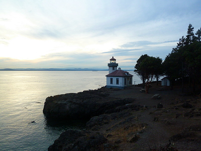 [IMAGE] Lime Kiln lighthouse